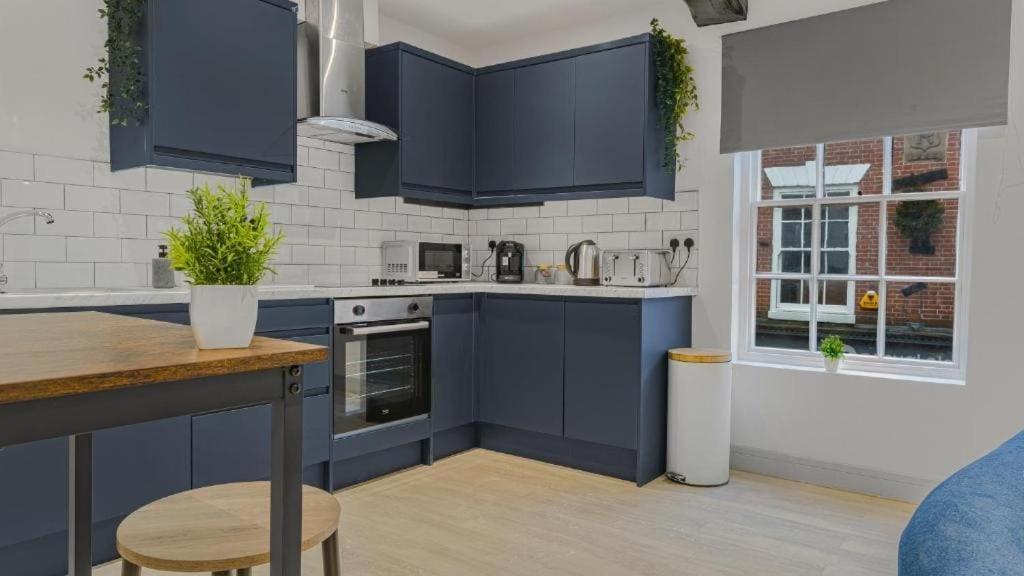 Sadler Gate - Spacious In The Heart Of Appartamento Derby